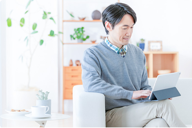 仕事と介護を両立する上で最低限知っておきたい情報をコンパクトに提供